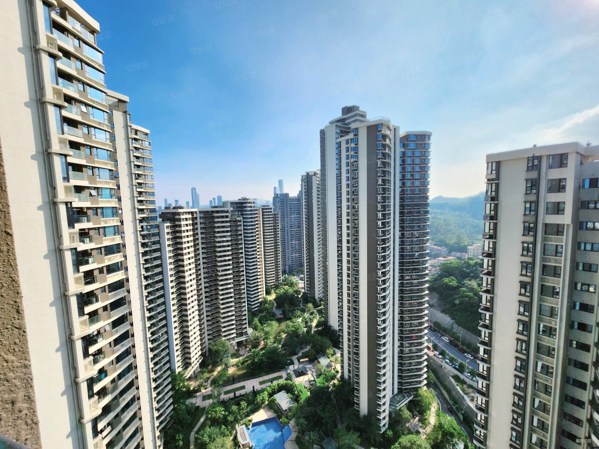 峰景湾山景顶楼复式5房多阳台附带150平双露台视野开阔