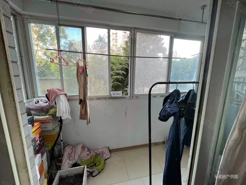 近地铁 出行方便 刚需小三居 产权清晰 商业配套齐全,西善花苑万福园