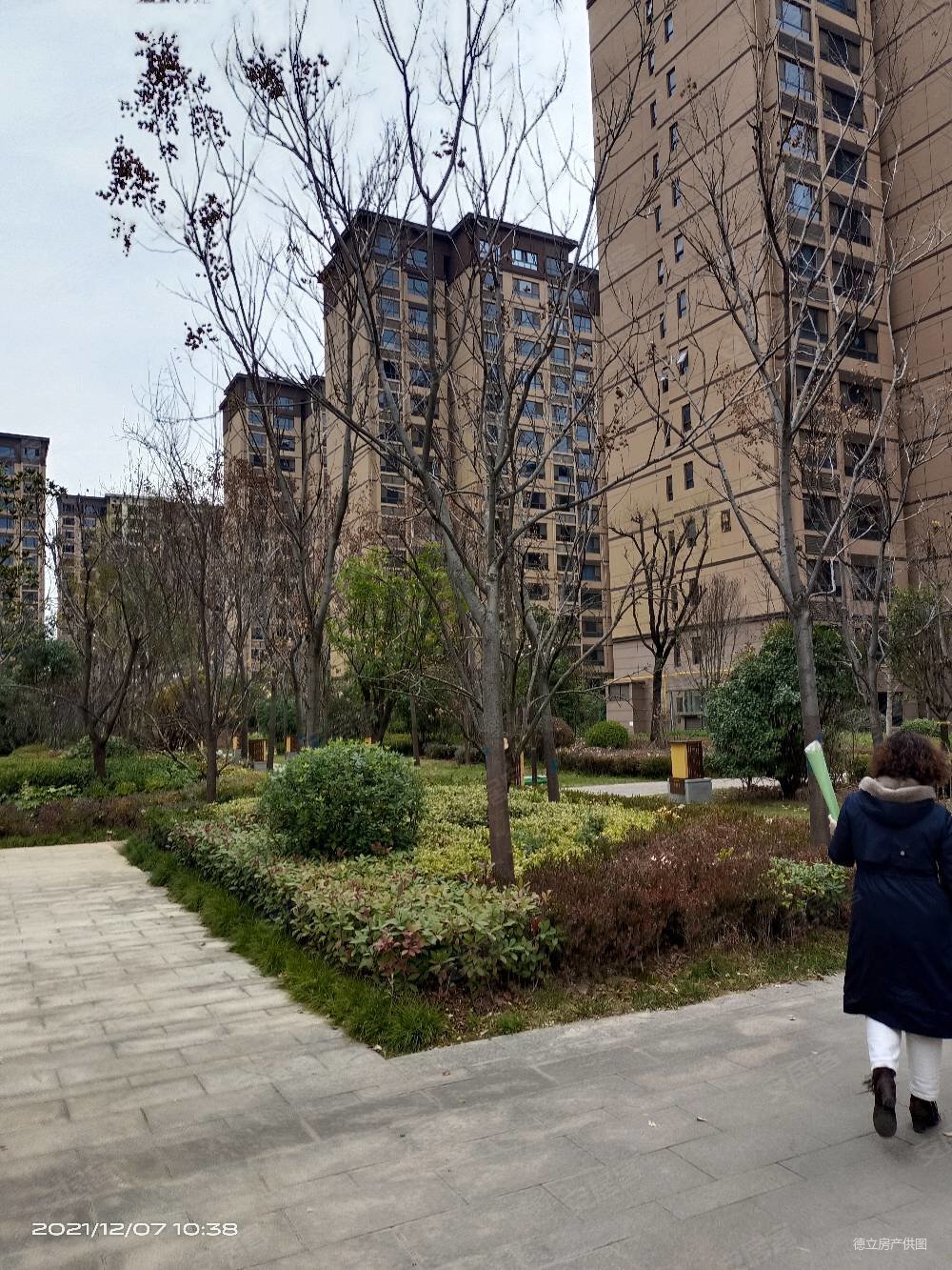 宝安紫韵15楼136平毛坯3室2厅2卫明厨明卫