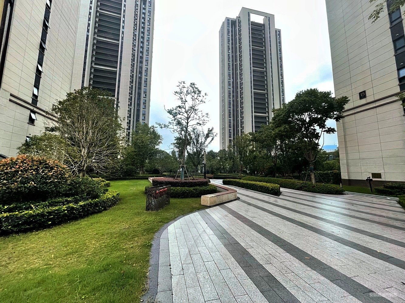 精装可拎包入住,中海左岸澜庭二手房,268万,3室1厅,1卫,97平米-南京