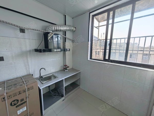 金华东阳东阳市中心甑山路53号楼赛歌 同力服装厂独立电梯扫脸进入，风景好给你一个温暖的家出租房源真实图片