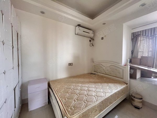 泉州石狮石狮泰禾广场状元福邸状元府邸2房精装月租2500押一付三出租