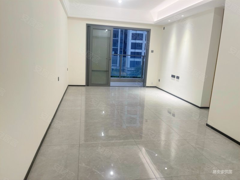 保利西悦湾二期 全新未住四房 南向望花园 值得拥有