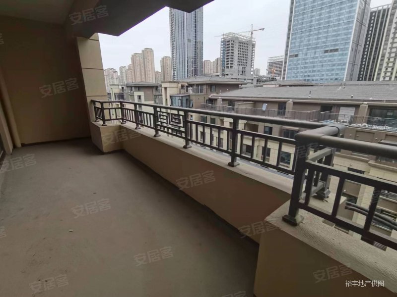 合肥房产网>合肥二手房>滨湖新区二手房>环湖cbd二手房>高速时代公馆>