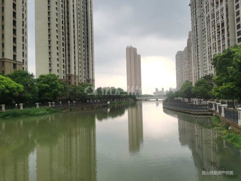 诚心出售 价格可议,世茂东外滩二手房,135万,3室2厅,1卫,102平米-昆山