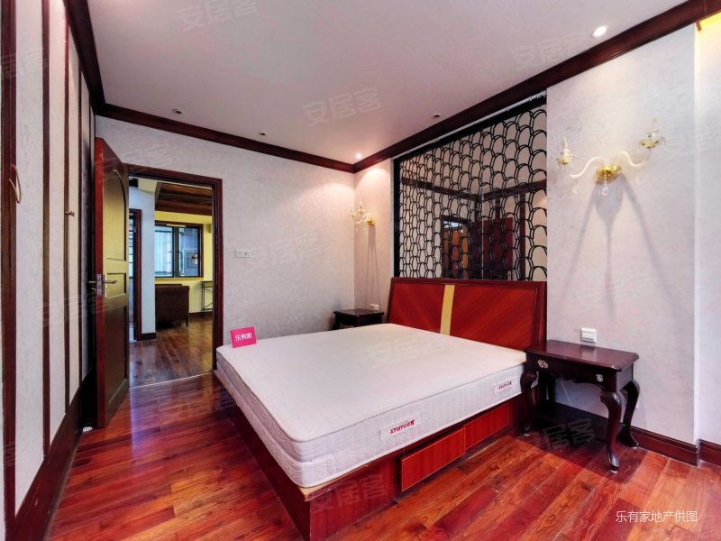 宝体地铁口南北通透四房,君逸世家参考价以下300万,10xx