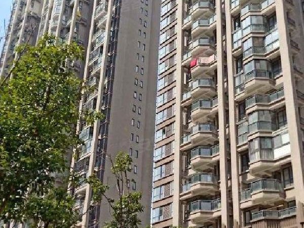 嘉兴南湖南湖街道万达华府万达广场旁 近九曲里 万达华府 押一付一 多