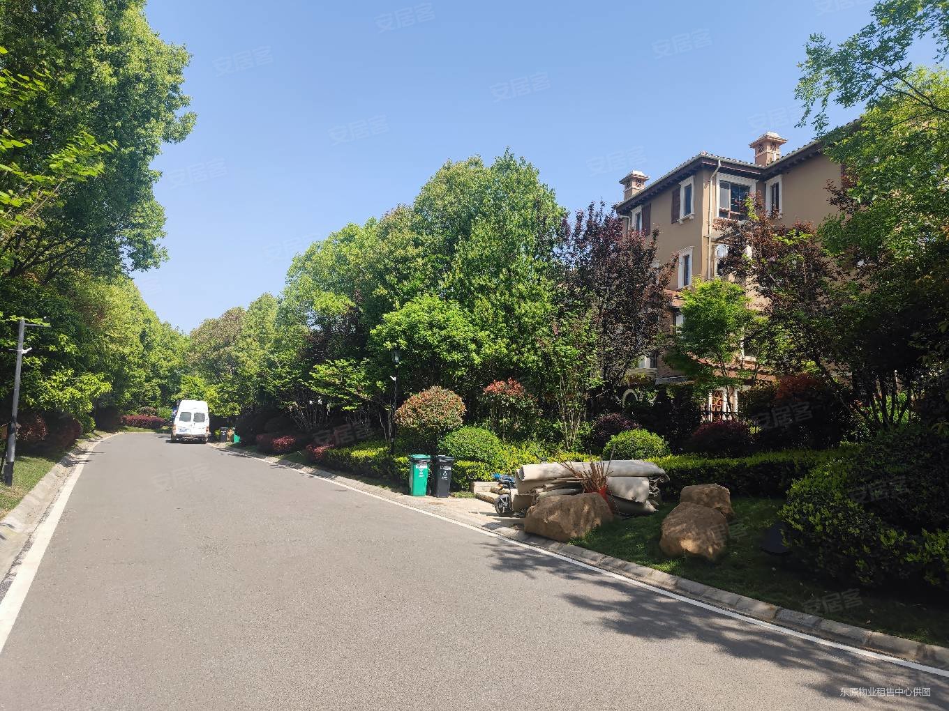 武汉房产网>武汉二手房>江夏二手房>藏龙岛二手房>纳帕溪谷>