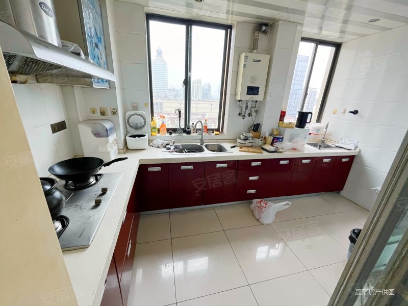 保利雅苑 购物方便  近医院 南北通透 高楼层视野好