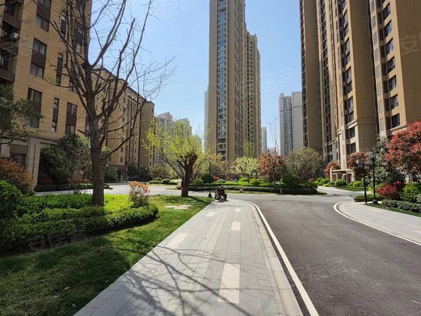 西安雁塔大雁塔长庆坊高层小区可合租可整租纬一街地铁 小寨 莱安中心