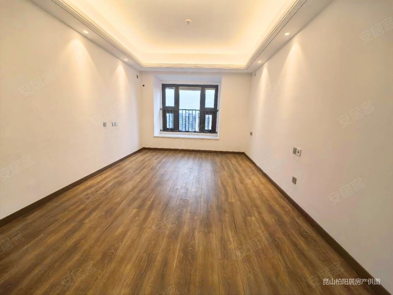 中骏 弘辉首玺二期四开间朝南户型,带地暖急售