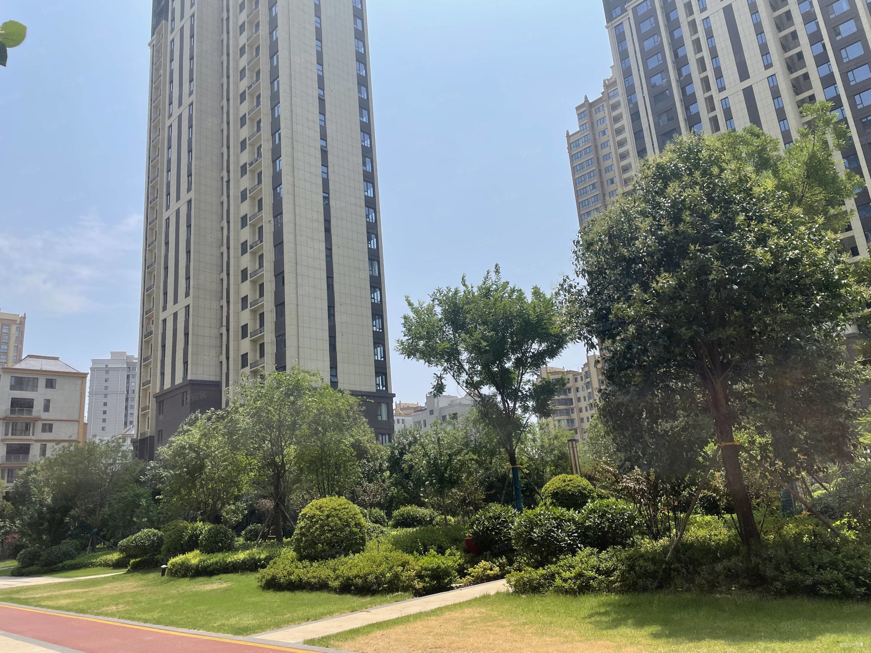 又降2万业主急售洛阳府对面翡翠庄园南北通透高楼层