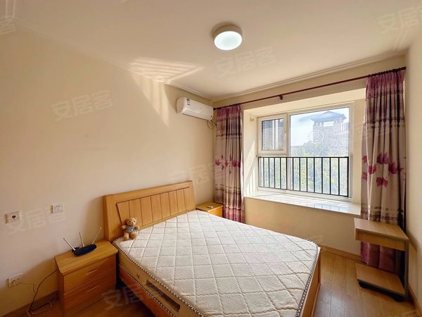 上海松江泗泾金地褐石苑实拍 泗泾地铁口600米 金地褐石苑 精装2房