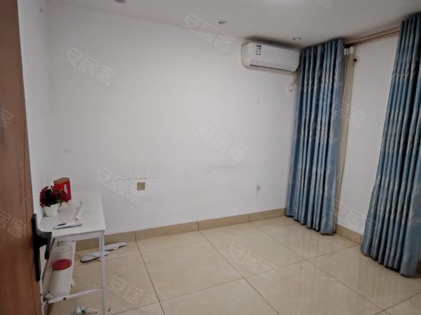 【多图】富宁大厦,五一路租房,五号线地铁口附近,富宁大厦小区两房