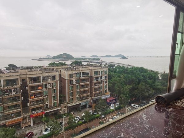 吉大龙洲湾南北通透单边位看海景精装4房2厅业主急租,香洲租房-珠海58