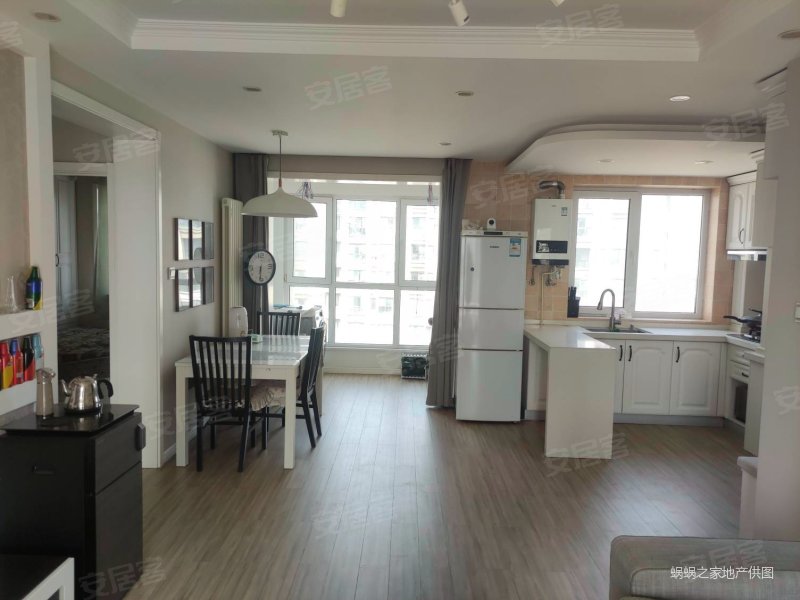 鸿祥苑精装南北两居出售业主急用钱随时看房