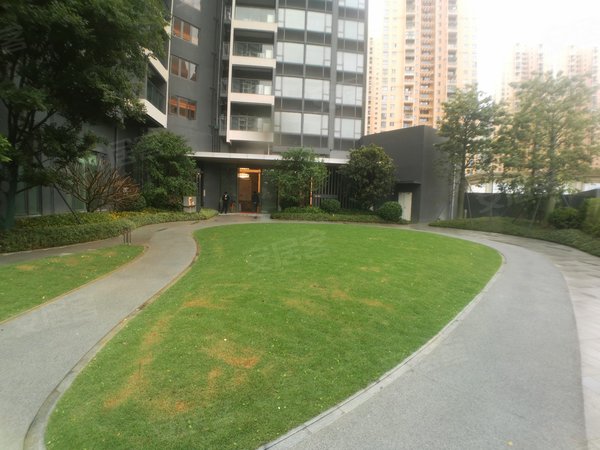 深圳龙岗宝龙中海阳光橡树园近地铁e出口 中海阳光像树园全新3房 高