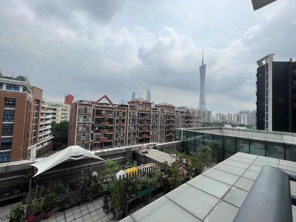 广州海珠广州塔领江公馆一桥之隔珠江新城 大三房带书房 大阳台望广州