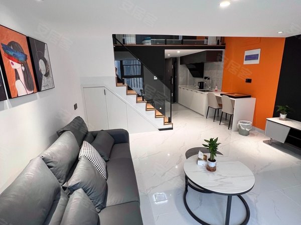 南昌红谷滩沙井路莱蒙都会熙梦城卫东地铁口 万达广场旁 豪华loft公寓