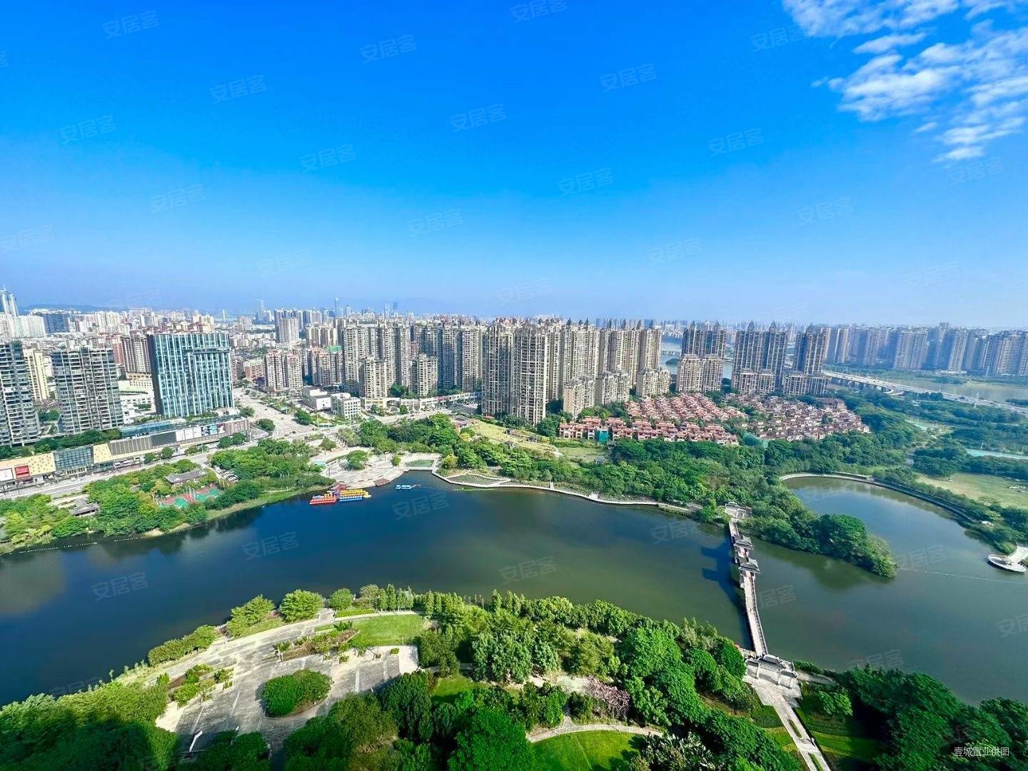 泰丰千花岛5室2厅3卫223.38㎡南550万