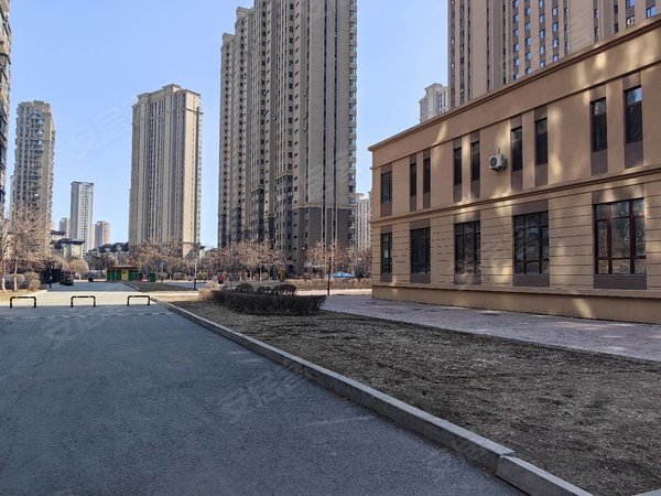 沈阳苏家屯大学城华府丹郡苏家屯区华府丹郡精装修 拎包入住 阳光充足