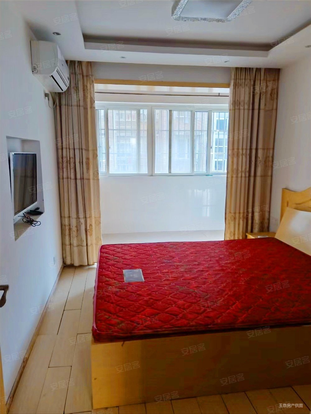 南京房产网>南京二手房>六合二手房>龙池二手房>龙池花园>1000_1333竖