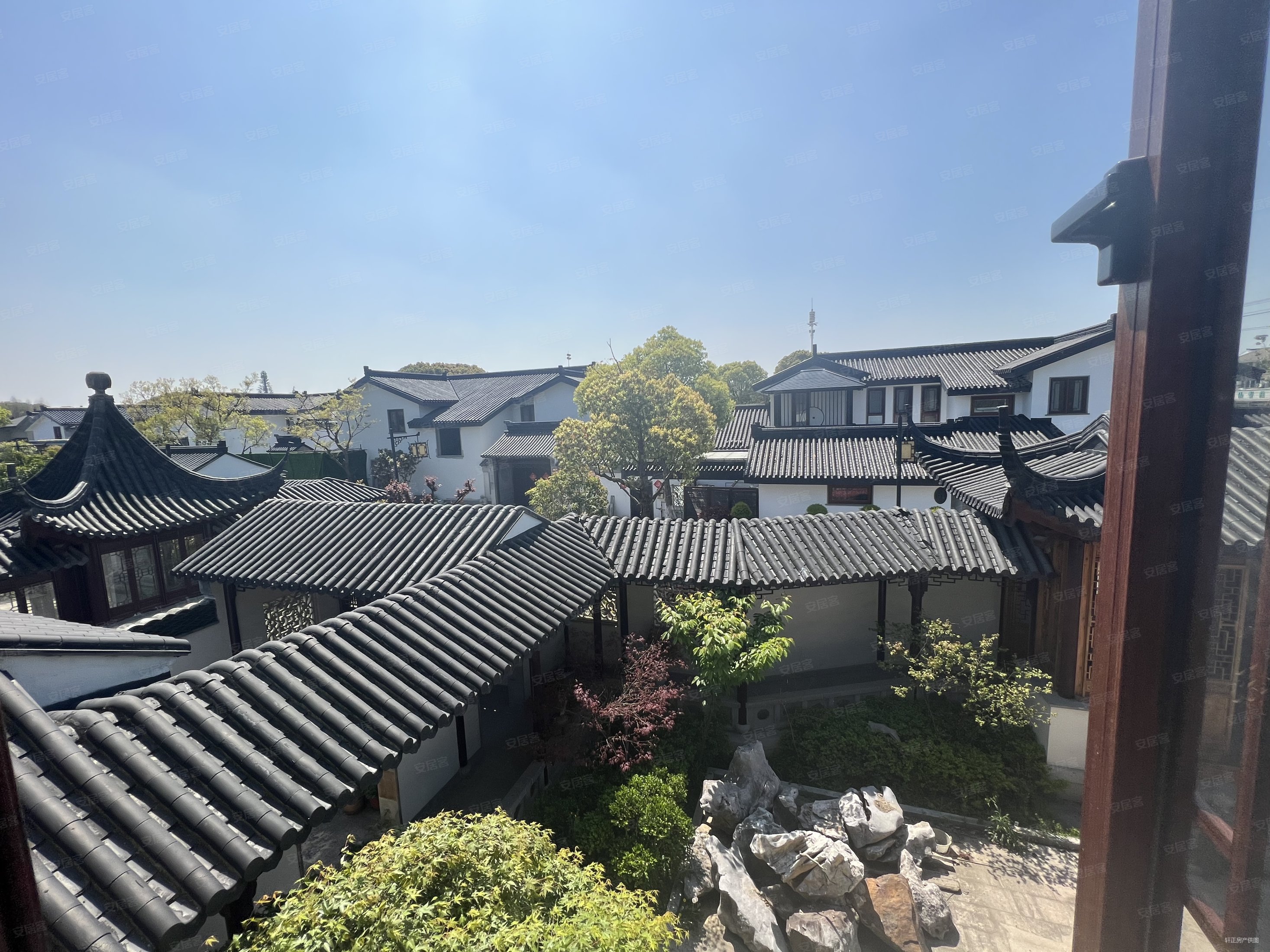 天伦随园独栋纯毛坯低于市场价急售占地2亩看房随时