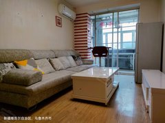 北京路 植物园 4楼精装单身公寓 1400元包暖气物业带空调