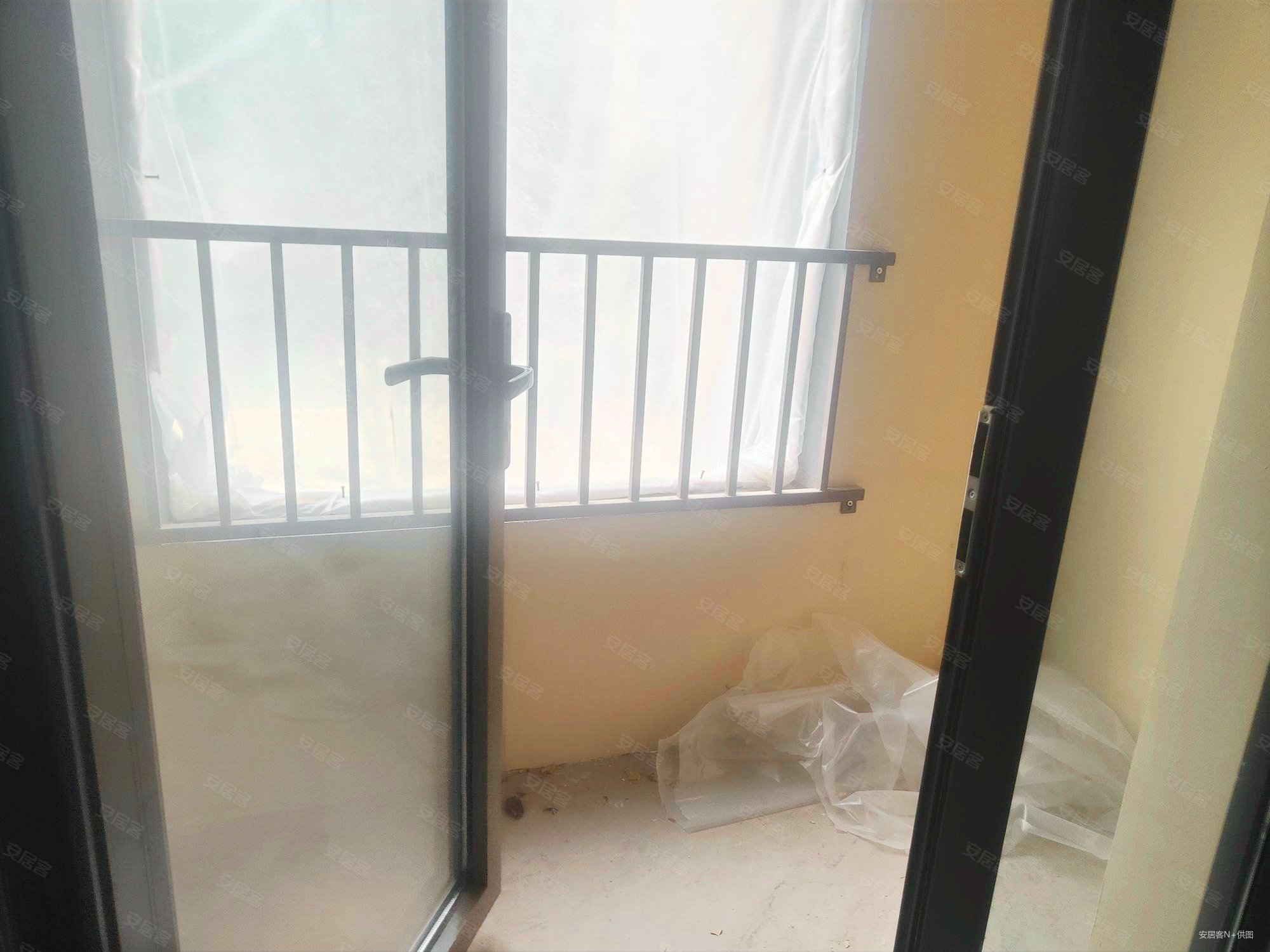 平度公园壹号4室2厅2卫145.01㎡南143万