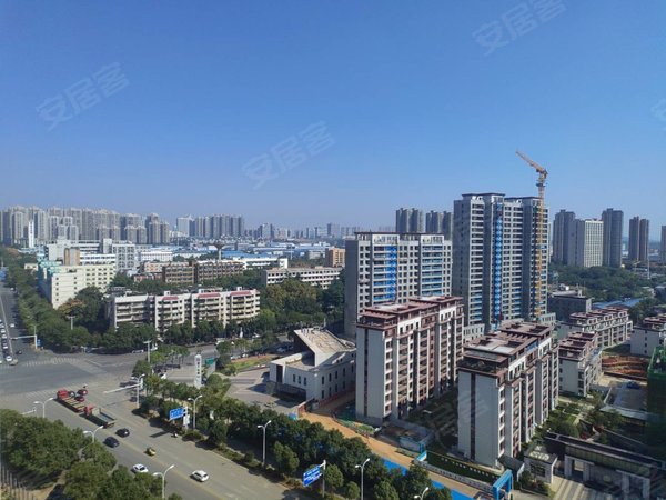 湘潭岳塘友谊广场湘江学府本人实拍 假一赔十 省建三公司 城建学院旁