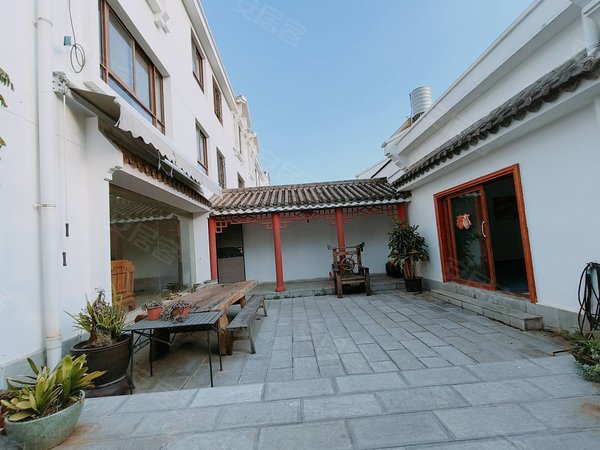 昆明西山滇池度假区滇池名古屋中式合院别墅会所接待办公居家均可看房