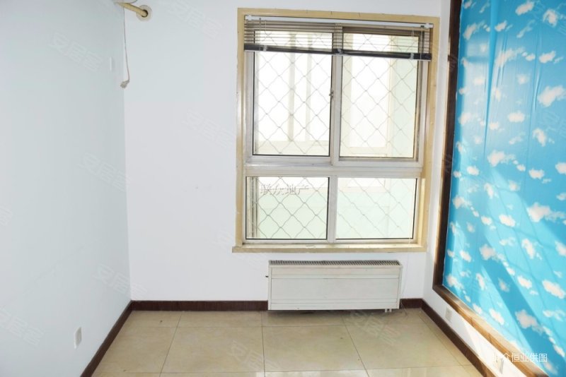 六里桥八一厂莲馨嘉园143平双卧朝南客厅朝南三居双卫