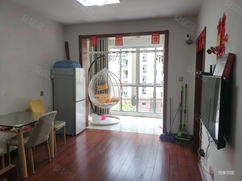 滴血出 新城佳苑 产权清晰 正南朝向 精装修 中间楼层