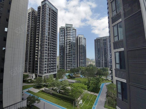 深圳南山海上世界半山臻境半山臻境三房豪装随时看房入住,近海上世界