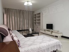 哈密哈密天马购物中心八一路新禧花园高层110平方三室精装房租2000元一年起租出租房源真实图片