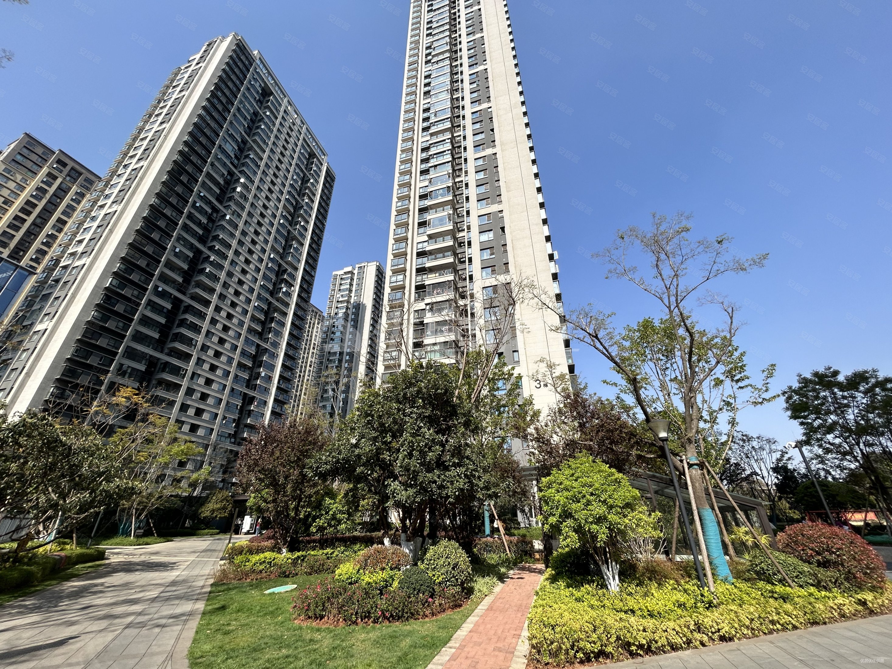 万科魅力之城六期