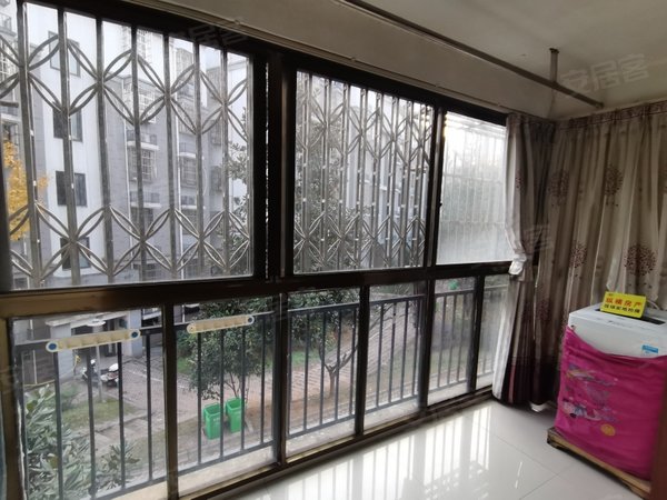 池州贵池商之都书香名邸花园书香名邸     中等装修 3室2厅 居家方便