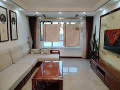 阜新细河细河城区容大印象江南 精装三室 家具家电齐全 拎包入住 好房不等人出租房源真实图片