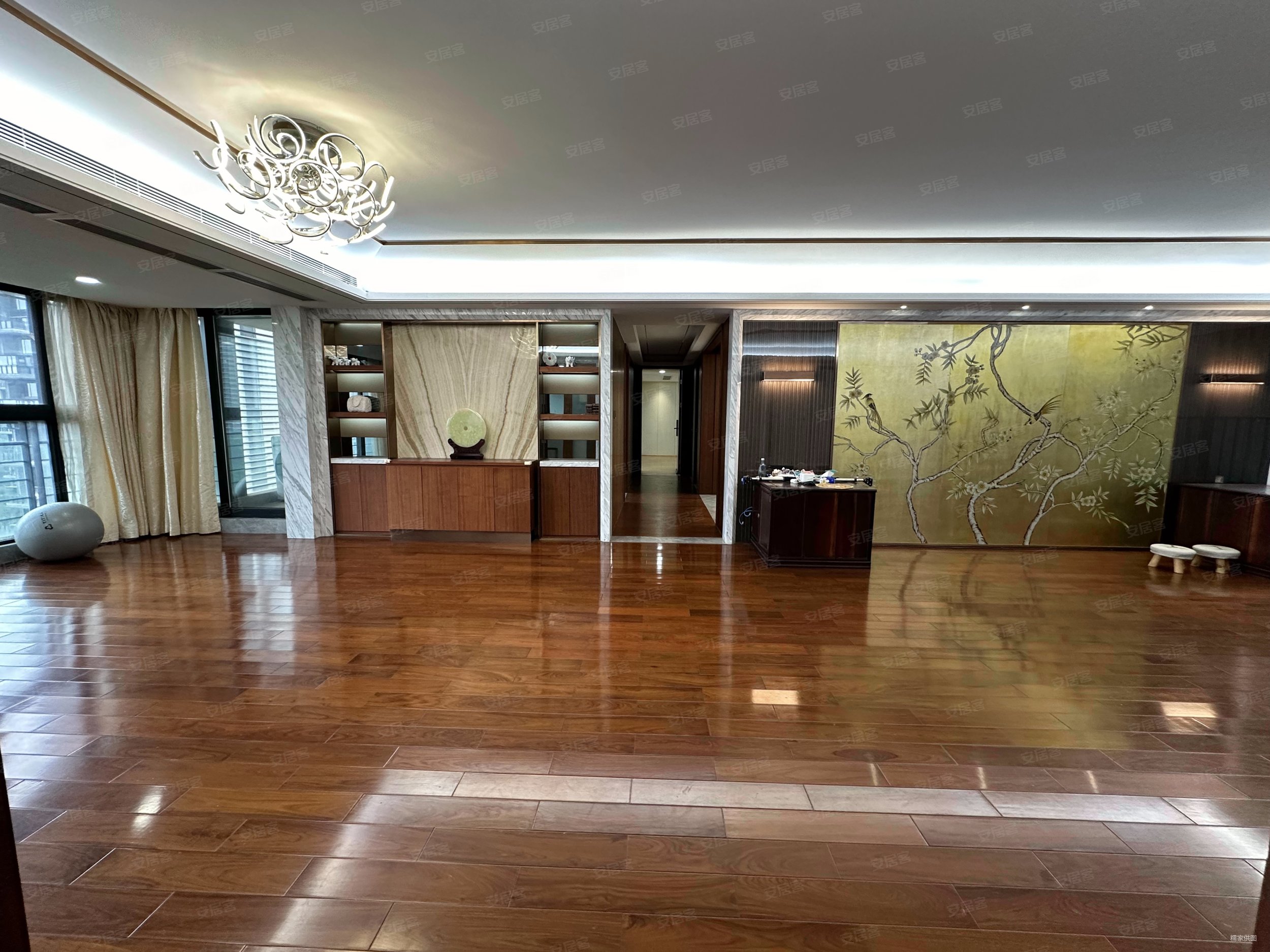 波托菲诺纯水岸(十六期)5室2厅4卫235㎡南北0万