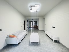 赣州章贡金星路看房可接送！国际企业 香江苑三房两卫！民用水电押一付一随时住出租房源真实图片