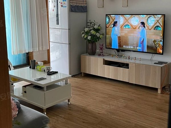 温州乐清乐成悦城花苑新体,蝴蝶广场附近,悦城花苑精装两室出租.