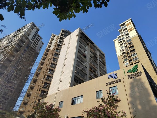 珠海香洲吉大锦园新小区环境好 锦园精装电梯2室2厅朝东南配套齐全 近