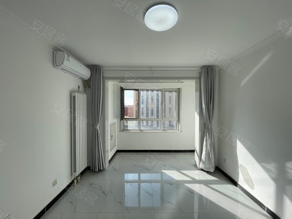 北京大兴庞各庄隆兴园二里隆兴园二里 1室1厅1卫 电梯房 精装修 65平