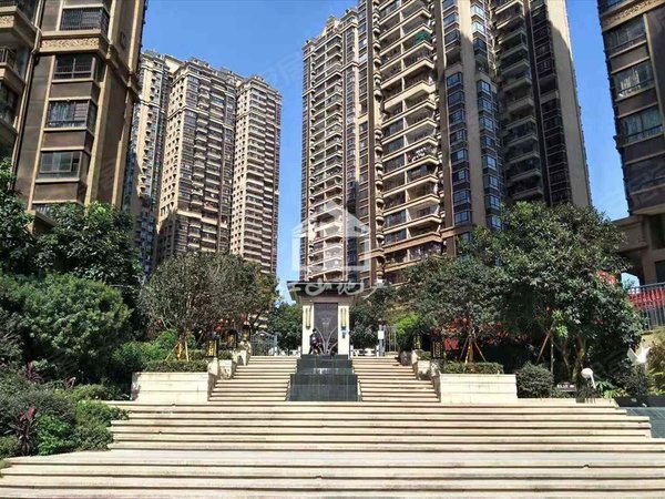 南宁良庆大沙田金悦澜湾滨江公园旁 金悦澜湾 3室2厅2卫 精装修 97平