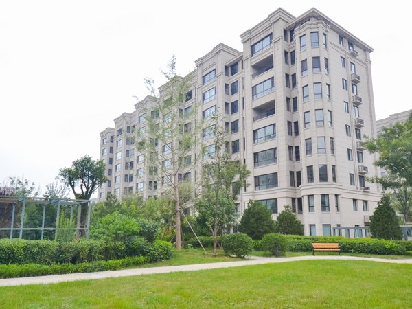 北京昌平小汤山南金科王府金科王府法式电梯洋房 家具家电全齐 本人