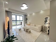 镇江句容宝华小学首租 包物业 近仙林湖 地铁口 小区菜场 公交站台 设施齐全出租房源真实图片