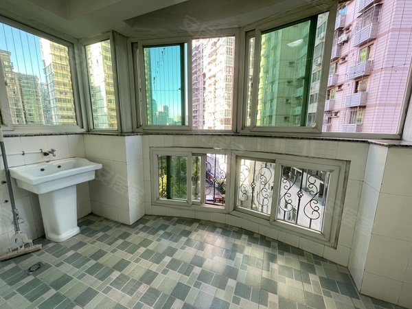 厦门思明莲坂万禾广场万禾广场 ,莲坂地铁口,新景中心,外图书城,国贸