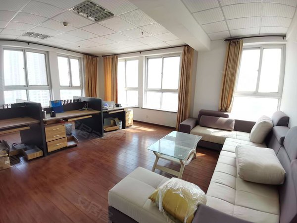 青岛平度李园圣凯国际圣凯国际 精装 93平 可做工作室 办公室会议室