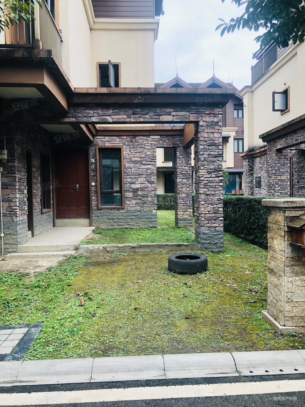 明宇豪雅青城别墅