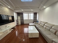 盱眙城区市中心墨香苑精装三房 四楼 出租一万六一年包物业出租房源真实图片